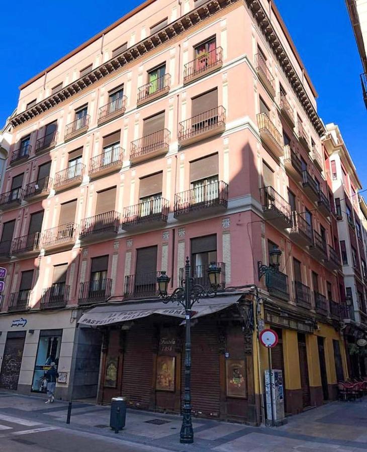 Az The Old Town Hostel - Coliving Zaragoza Eksteriør bilde