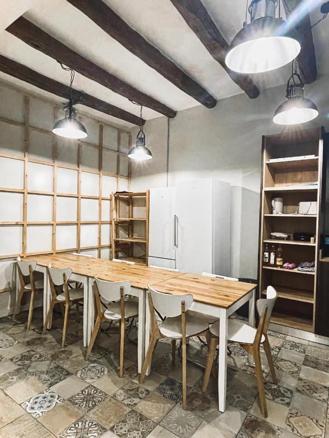 Az The Old Town Hostel - Coliving Zaragoza Eksteriør bilde